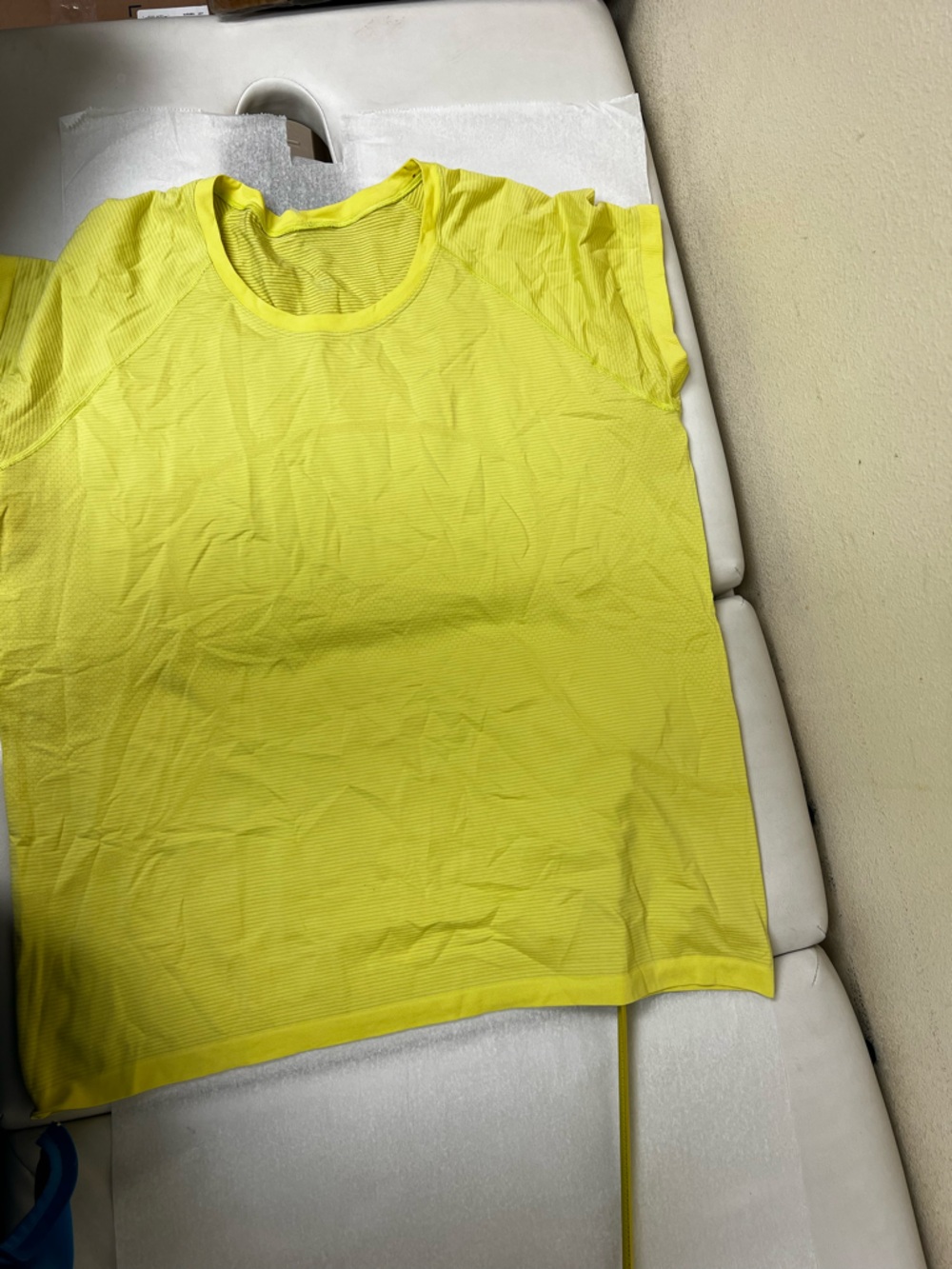 Lululemon swiftly tech tshirt size 20 women’s yellow